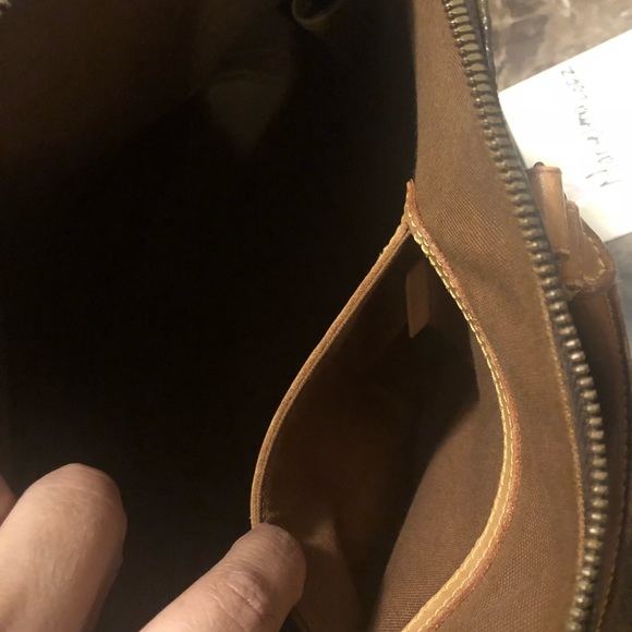 ❌❌ SOLD❌❌. Authentic LV Alma MM - Picture 7 of 7